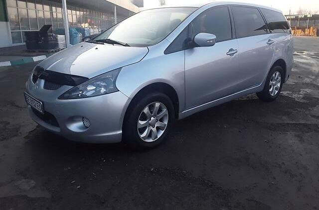 Mitsubishi Grandis 7 2007