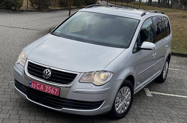 Volkswagen Touran UNITED 2009