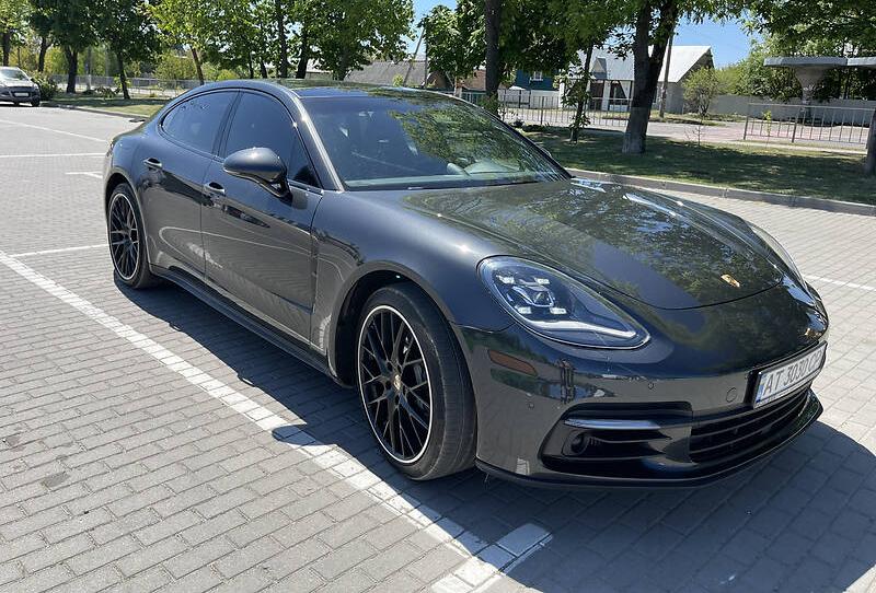 Porsche Panamera 4S 2017
