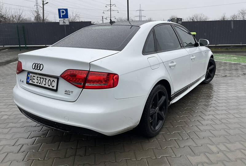 Audi A4 2011