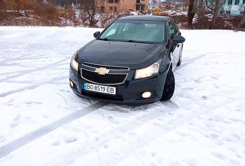 Chevrolet Cruze LS 2011
