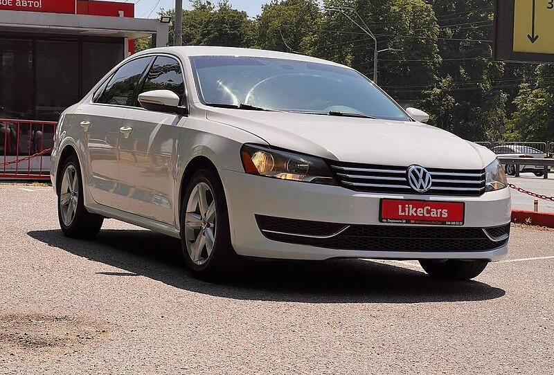 Volkswagen Passat B7 SE 2012