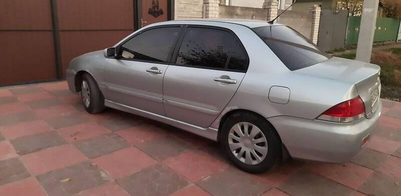 Mitsubishi Lancer 2005
