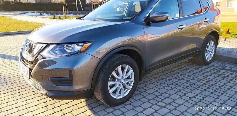 Nissan Rogue SV AWD 2017