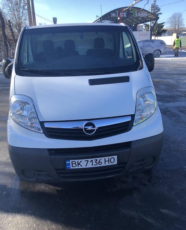 Opel Vivaro груз. 2014