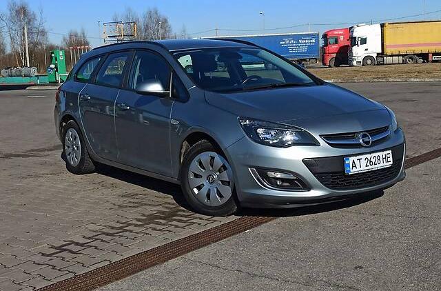 Opel Astra J Sport 2013