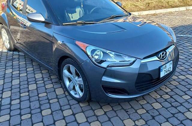 Hyundai Veloster 2012