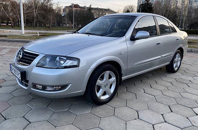 Nissan Almera O F F I C I A L 2011