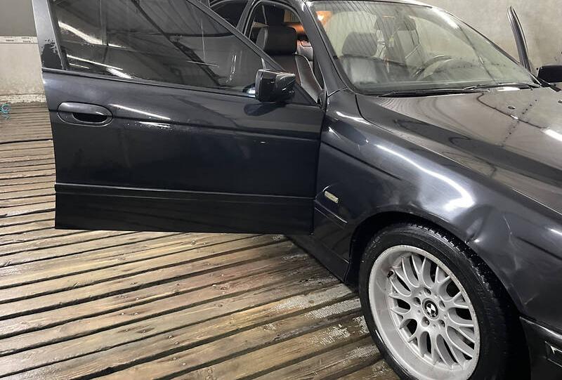 BMW 525 2001