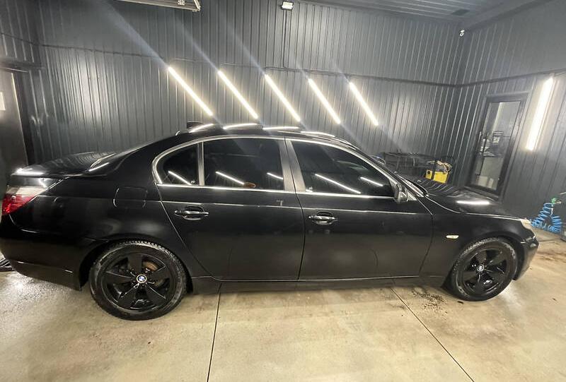 BMW 530 2003