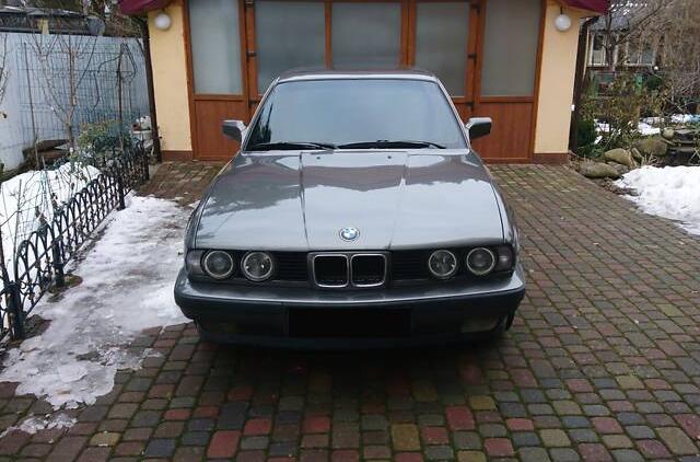 BMW 520 1989