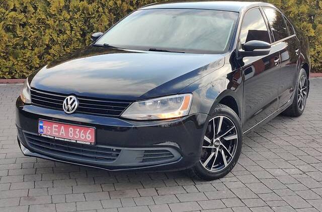 Volkswagen Jetta SE 2012