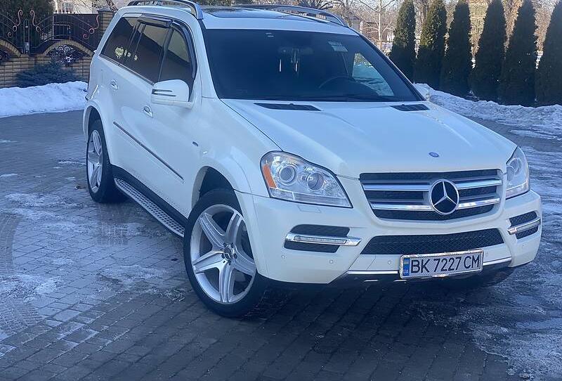 Mercedes-Benz GL 350 2011