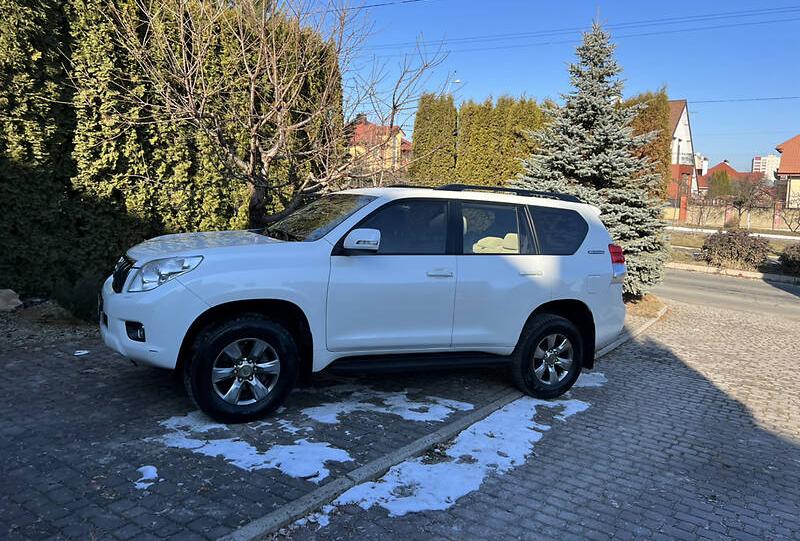 Toyota Land Cruiser Prado 150 2012