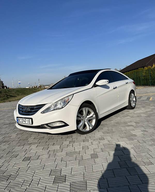 Hyundai Sonata 2010