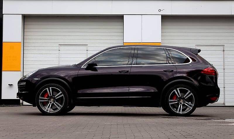 Porsche Cayenne 2011