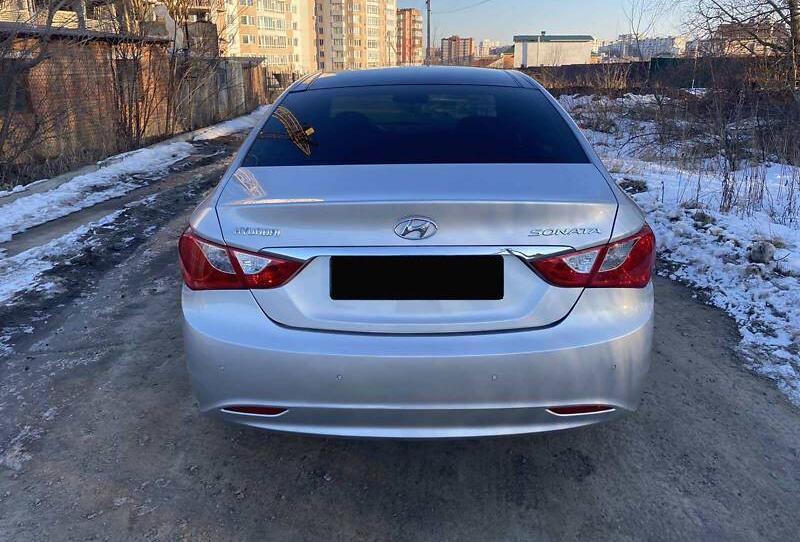 Hyundai Sonata 2012