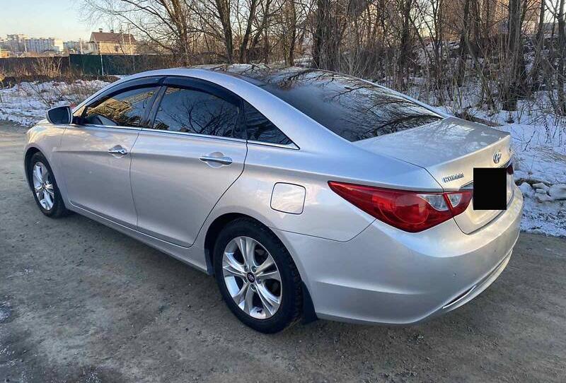 Hyundai Sonata 2012