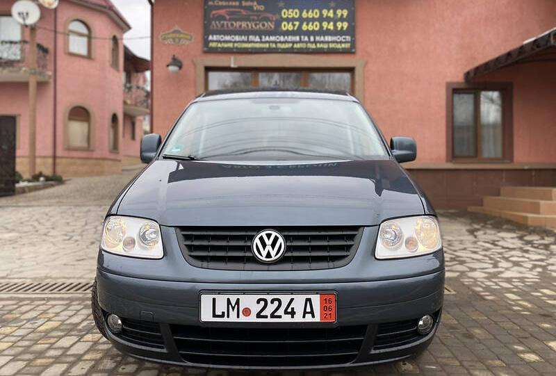 Volkswagen Caddy пасс. 2010