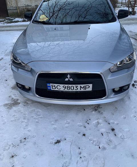 Mitsubishi Lancer 2012