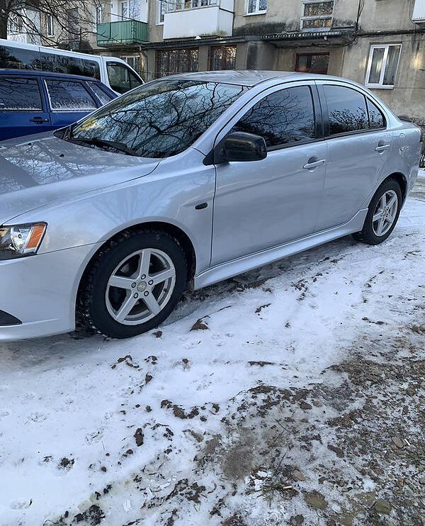 Mitsubishi Lancer 2012