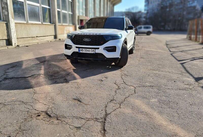 Ford Explorer Platinum 2020