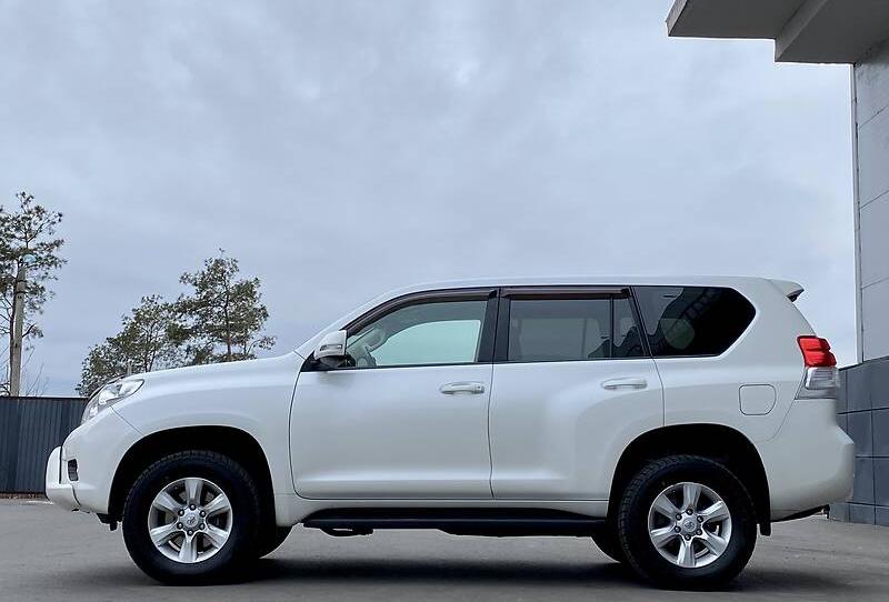 Toyota Land Cruiser Prado 150 K A K N O V A Y  2011