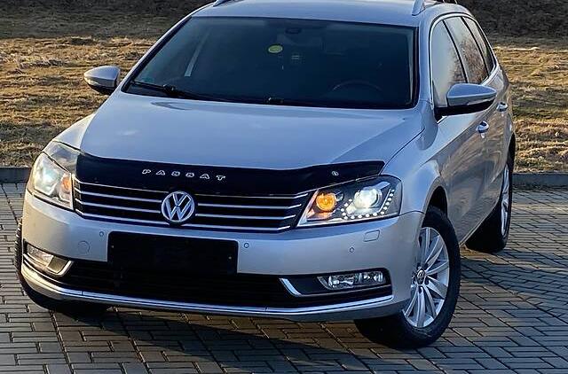 Volkswagen Passat B7 HIGHLINE 2013