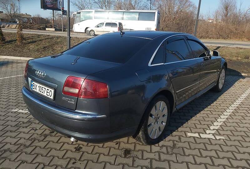 Audi A8 2004