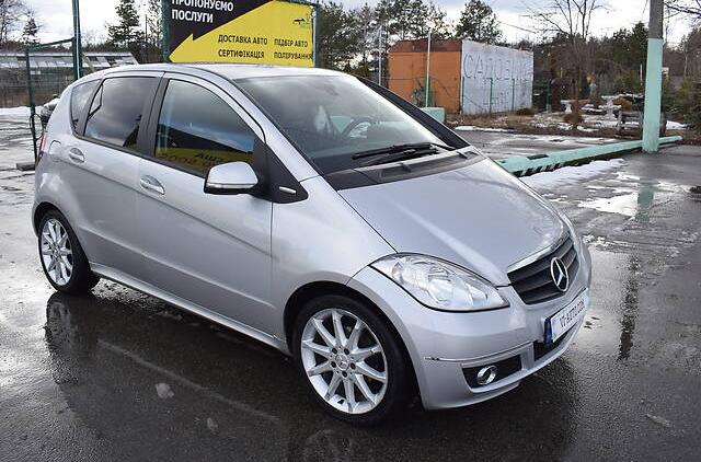 Mercedes-Benz A 180 AVANGARDE 2010