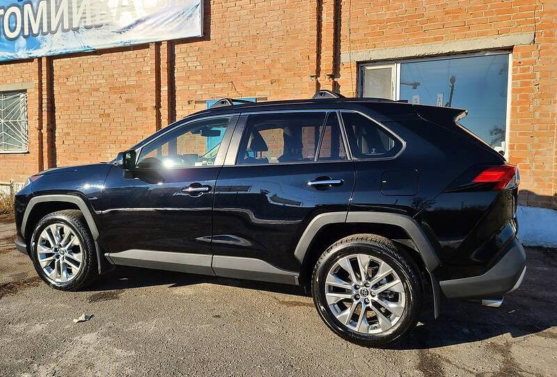 Toyota RAV4 LIMITED 2020