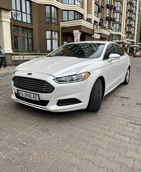 Ford Fusion se  2016