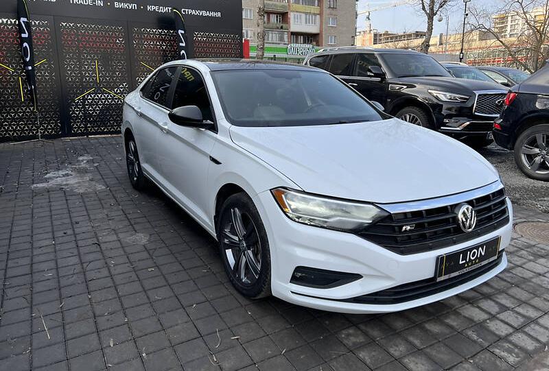Volkswagen Jetta 2019