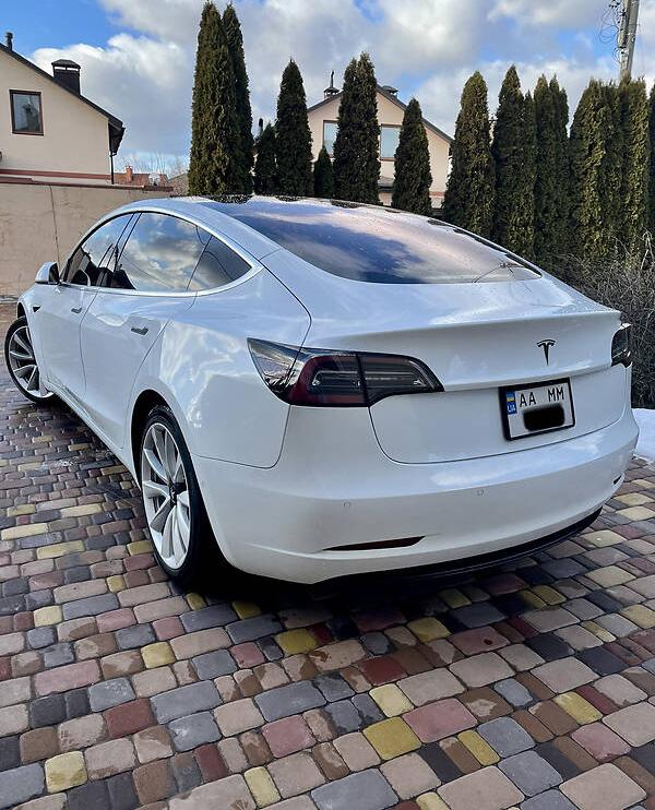 Tesla Model 3 long range 2018
