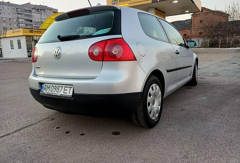 Volkswagen Golf V 2005