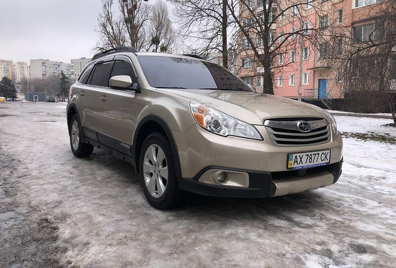 Subaru Outback 3.6 R 2010