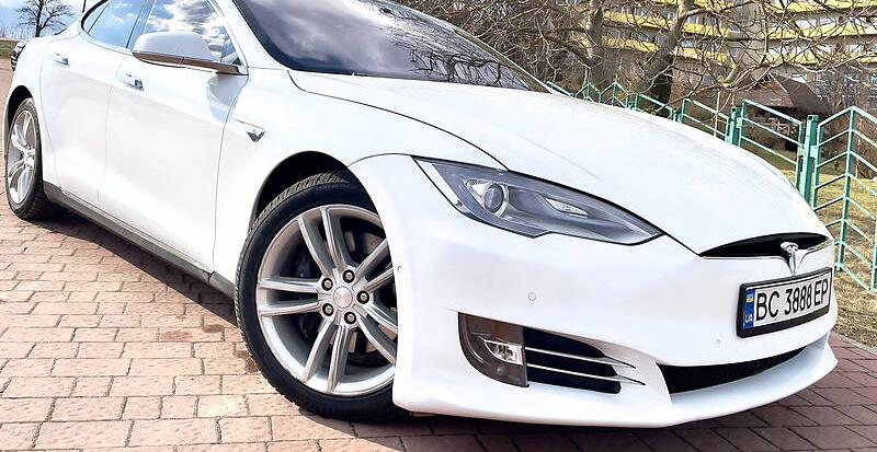 Tesla Model S 90D Maximal Pneumo  2016