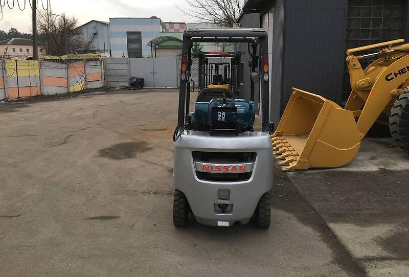 Nissan FG 15 2008