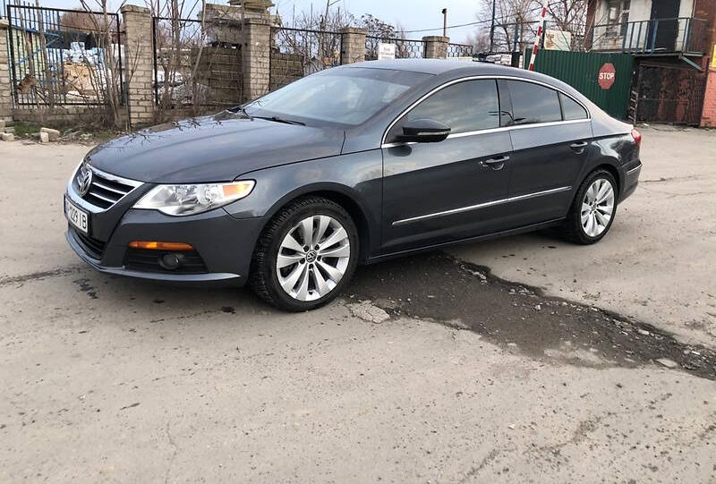Volkswagen CC 2011