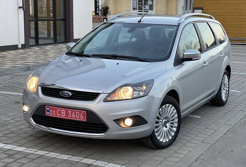 Ford Focus Titanium  2010