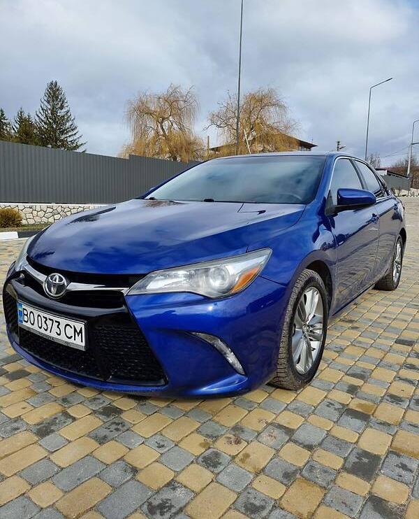 Toyota Camry SE 2015