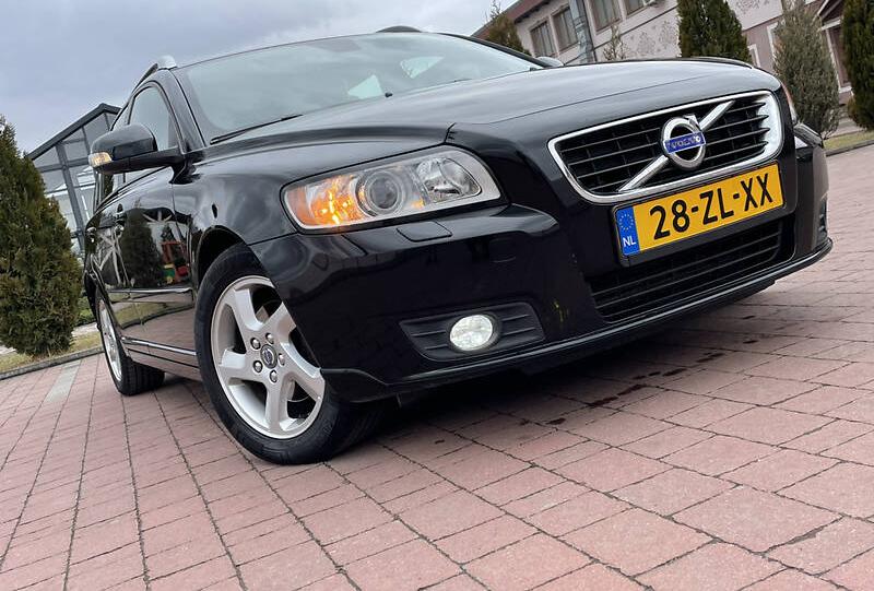 Volvo V50 D2 2012