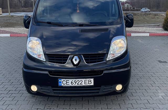 Renault Trafic пасс. 2010