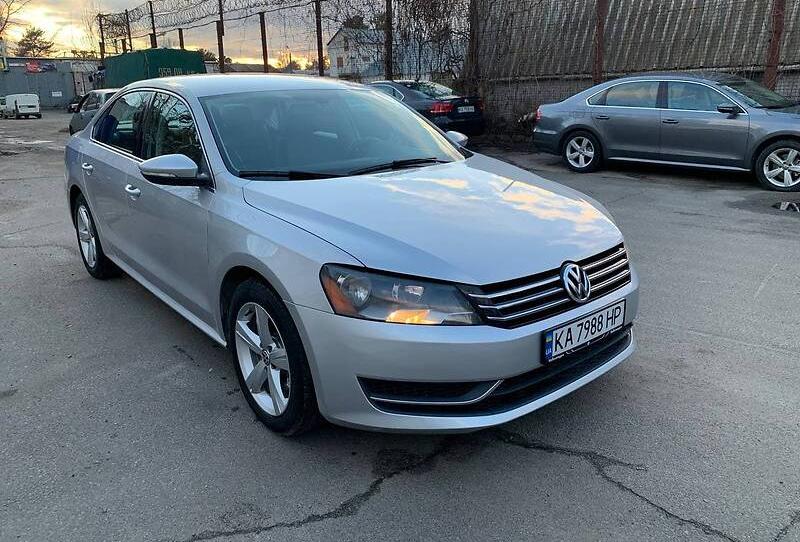 Volkswagen Passat B7 SE 2012
