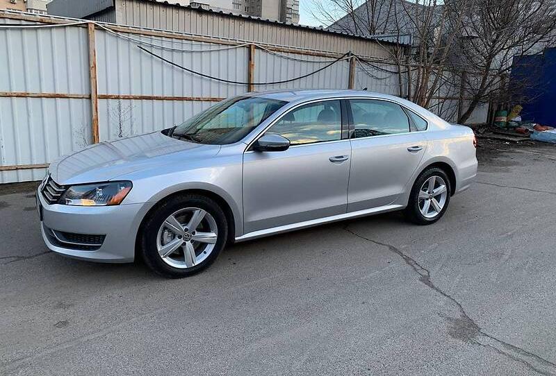 Volkswagen Passat B7 SE 2012