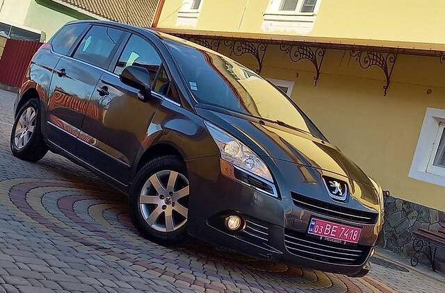 Peugeot 5008 2013
