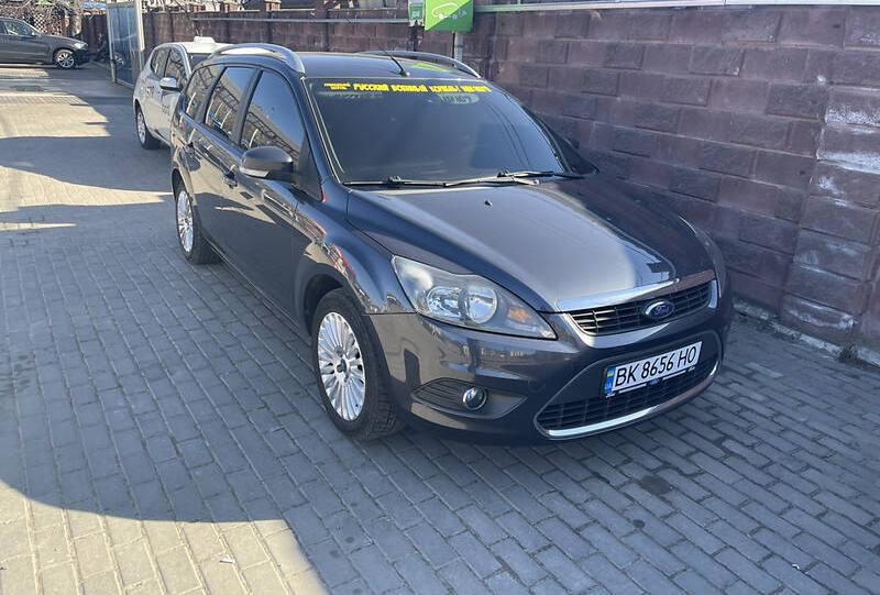 Ford Focus TITAHIUM 2010
