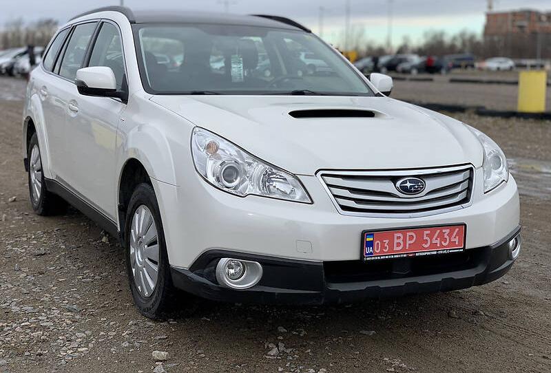 Subaru Outback AWD 2012