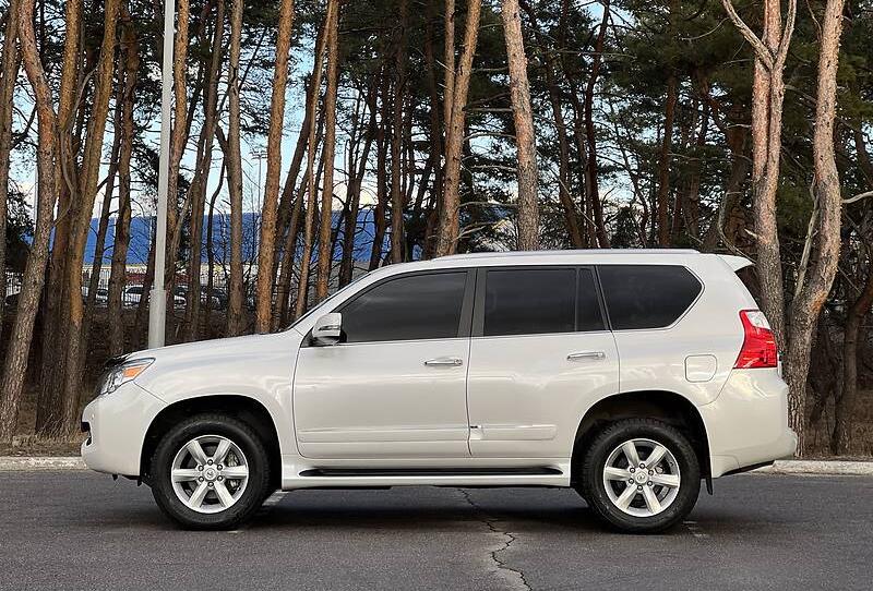 Lexus GX 460 Luxury N E W 2012