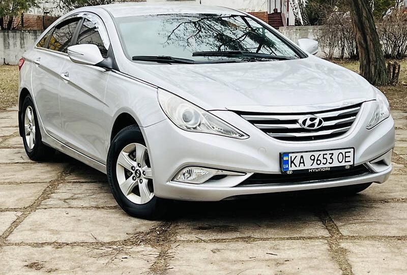 Hyundai Sonata 2012